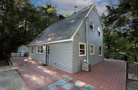 113 Lakeview Drive