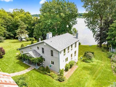 1570 Pelots Point