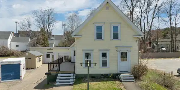 230 Court Street