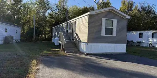 44 Pineland Park Road