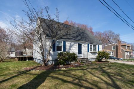 4 Hutchinson Drive