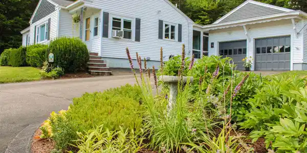 44 Ladd Hill