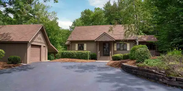 34 Jowders Cove