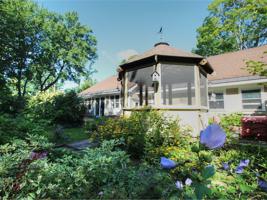 23 Appletree Point