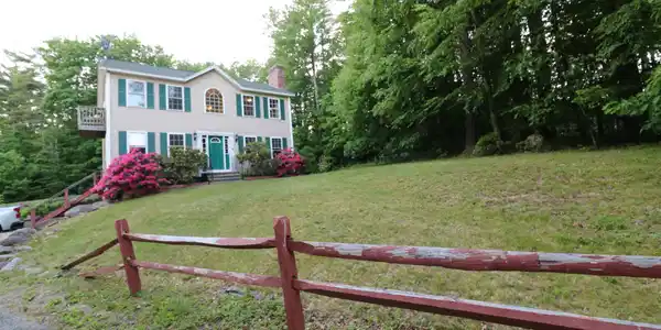 24 Pine Eden