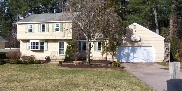 18 Watersedge Drive