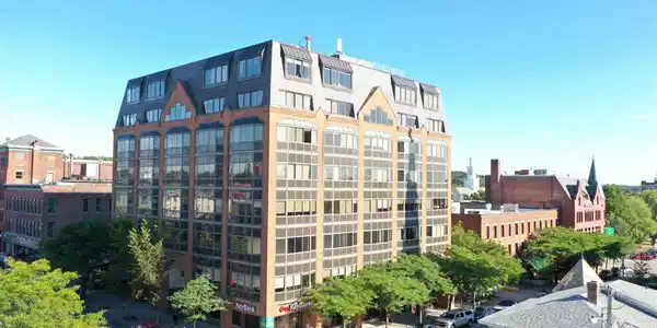 76 Saint Paul