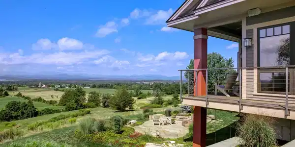 6110 Mt. Philo