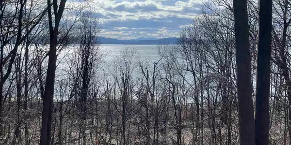 5 Claire Pointe Road