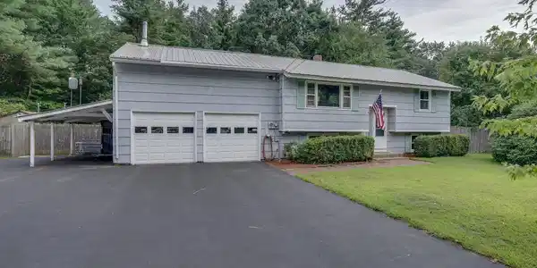 4 Drouin Way