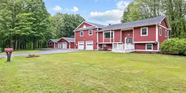 1336 Clay Point