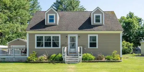 48 Shirley Park