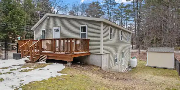 27 Emerald Drive