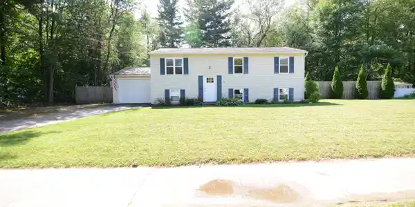 348 Red Oak
