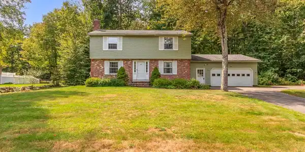 4 Rolling Ridge Road