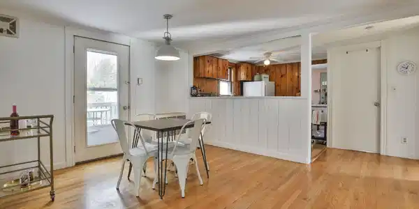 6 Summer Street