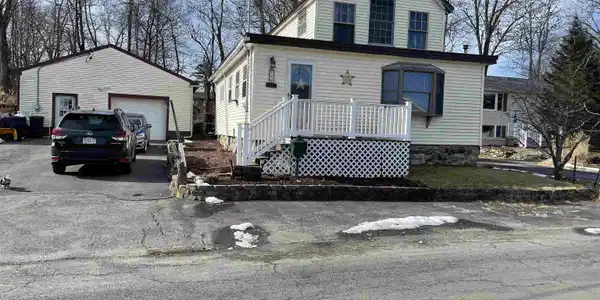 58 Lake Shore Road