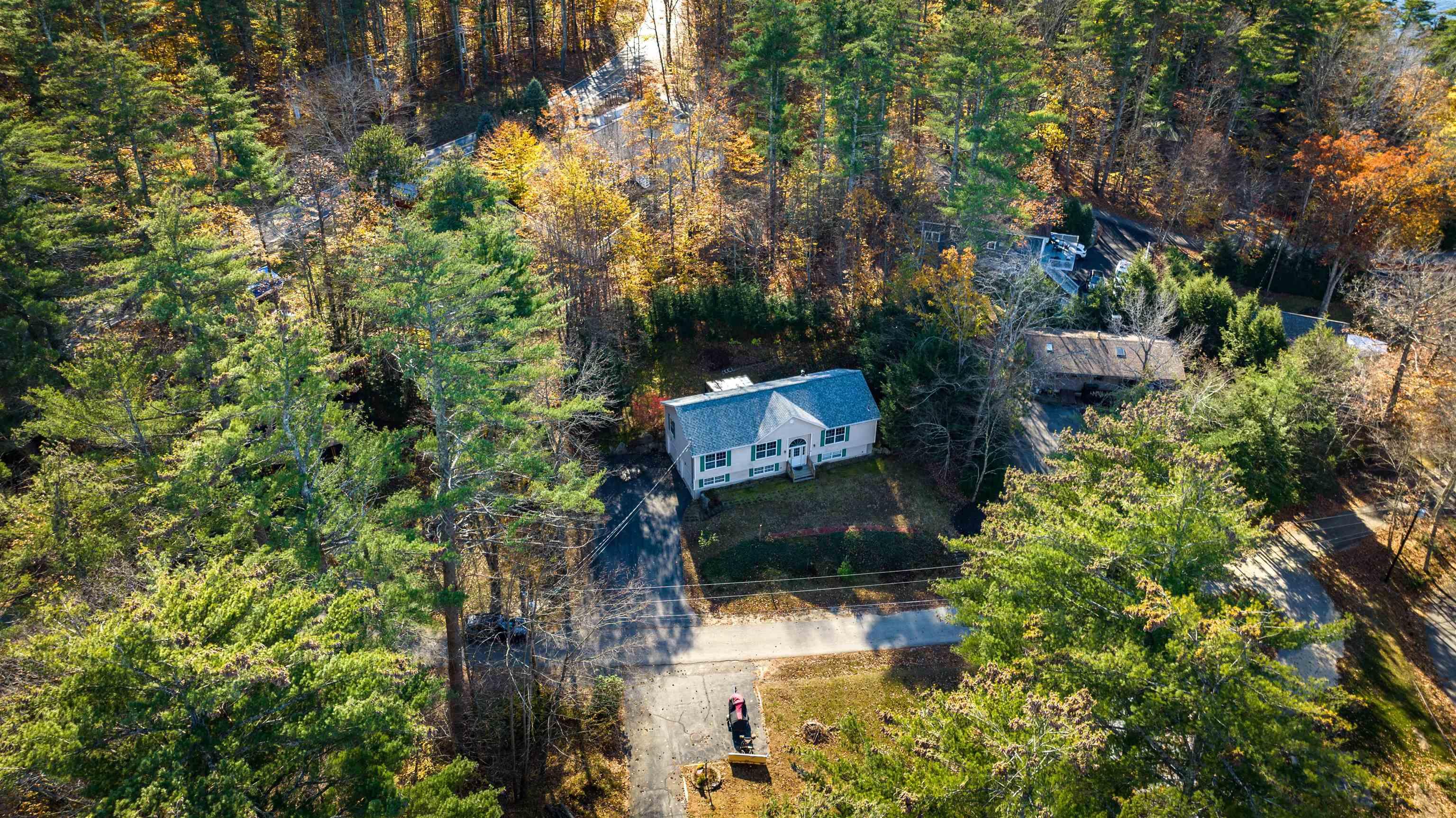 9 Peggys Cove Road, Alton, NH lhrmls01890834