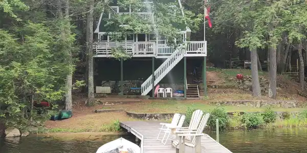 89 Lakeview Drive