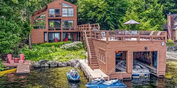 213 Bay Point