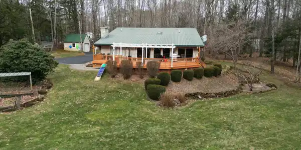 211 Lower Bay Road