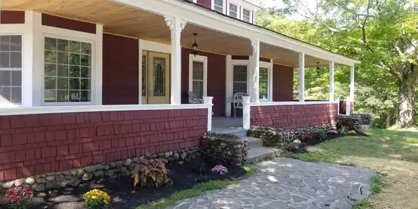 369 Webster Lake