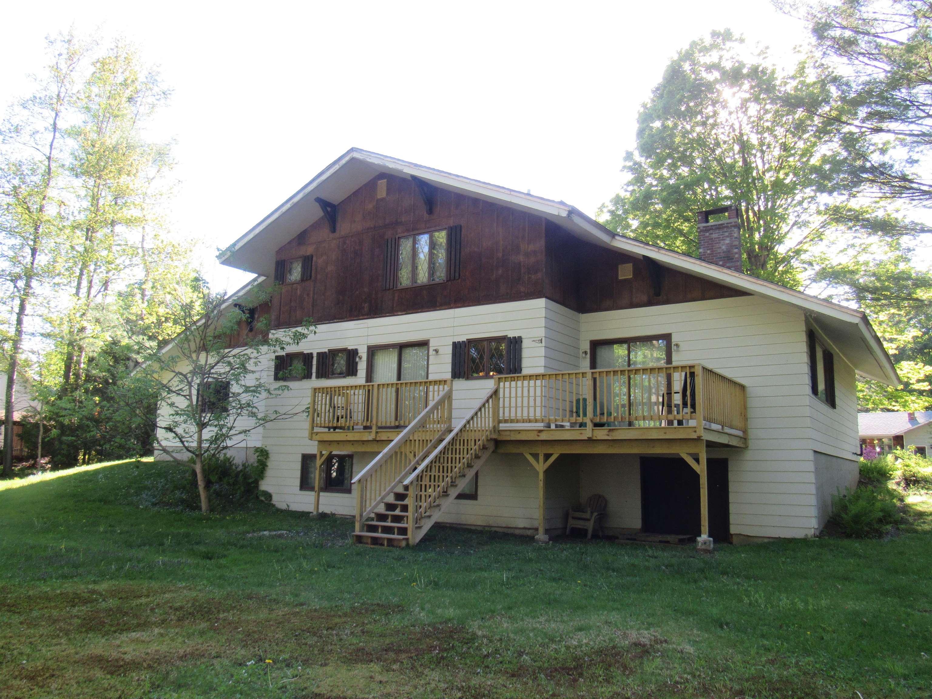 Image 1: New Back Deck Over Looking the Private Yard