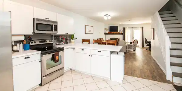 122 Locust Hill