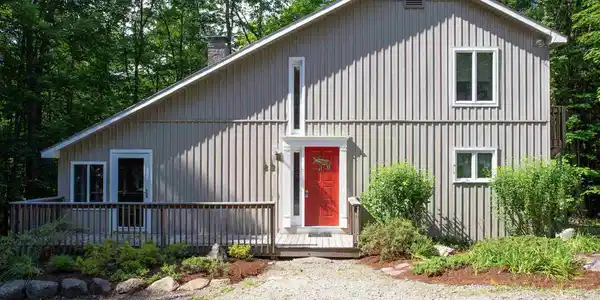 82 Fernwood