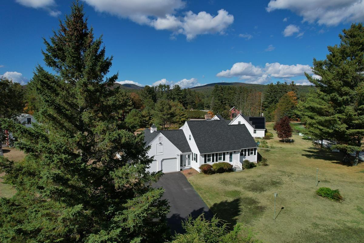 Image 2: 5 Cross Road Hebron New Hampshire