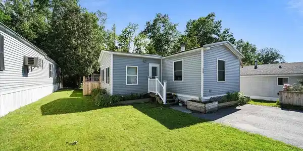 338 Penny Lane