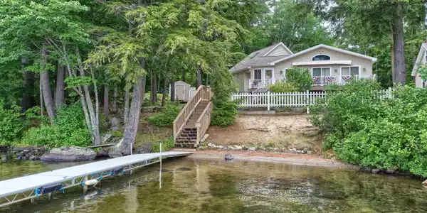 36 Pine Colony