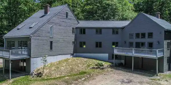 90 Bennett Bridge