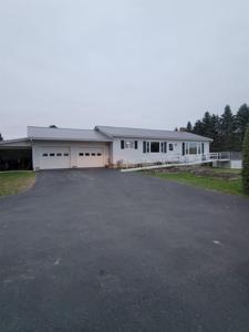 21 Lakeview Drive