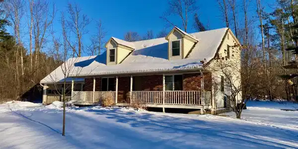33 Clearwater Circle