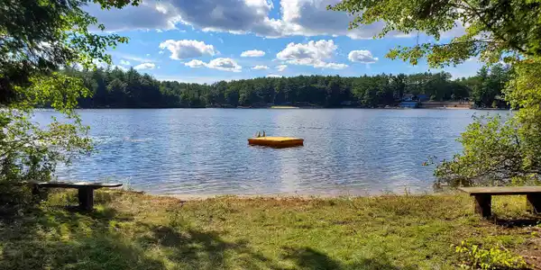 440 Forest Lake