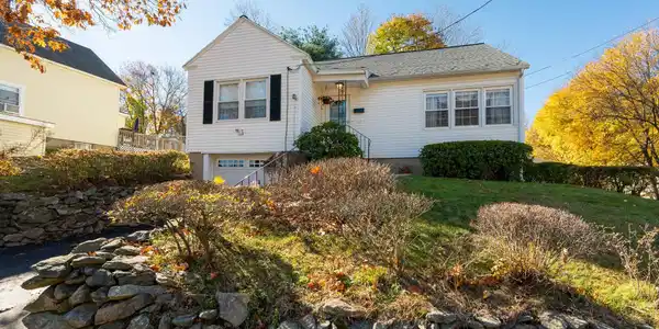 21 Lowell Road