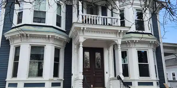 127 Pleasant Street