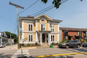 249 Islington