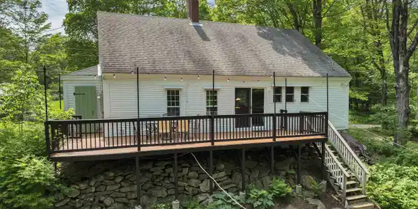 32 Bunker Lane