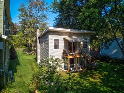 215 Broadlake