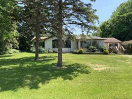 419 West Shore