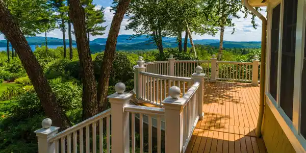 108 High Ridge