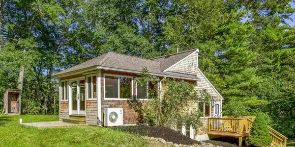 137 Shadow Lake