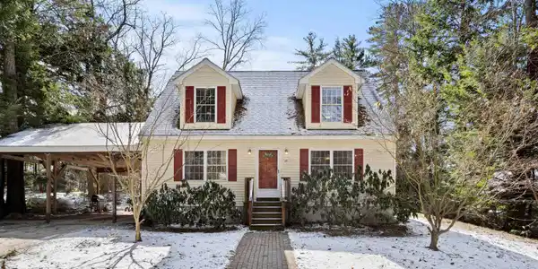 49 Emerald Drive