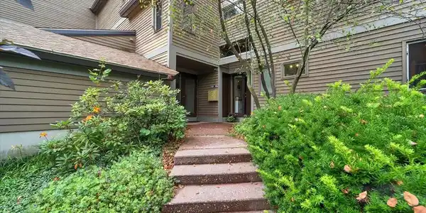 54 East Redrock Drive