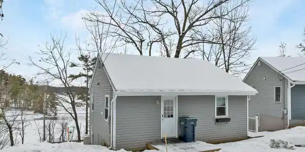 6 Winnisquam Shore