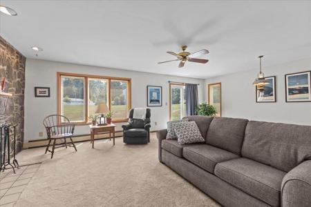 48 Thayer Bay Circle