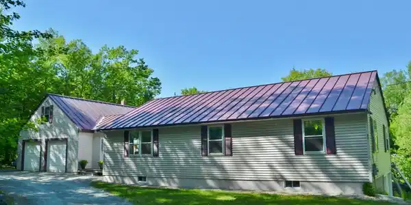635 Hogg Hill