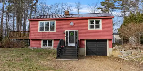5 Stratford Drive